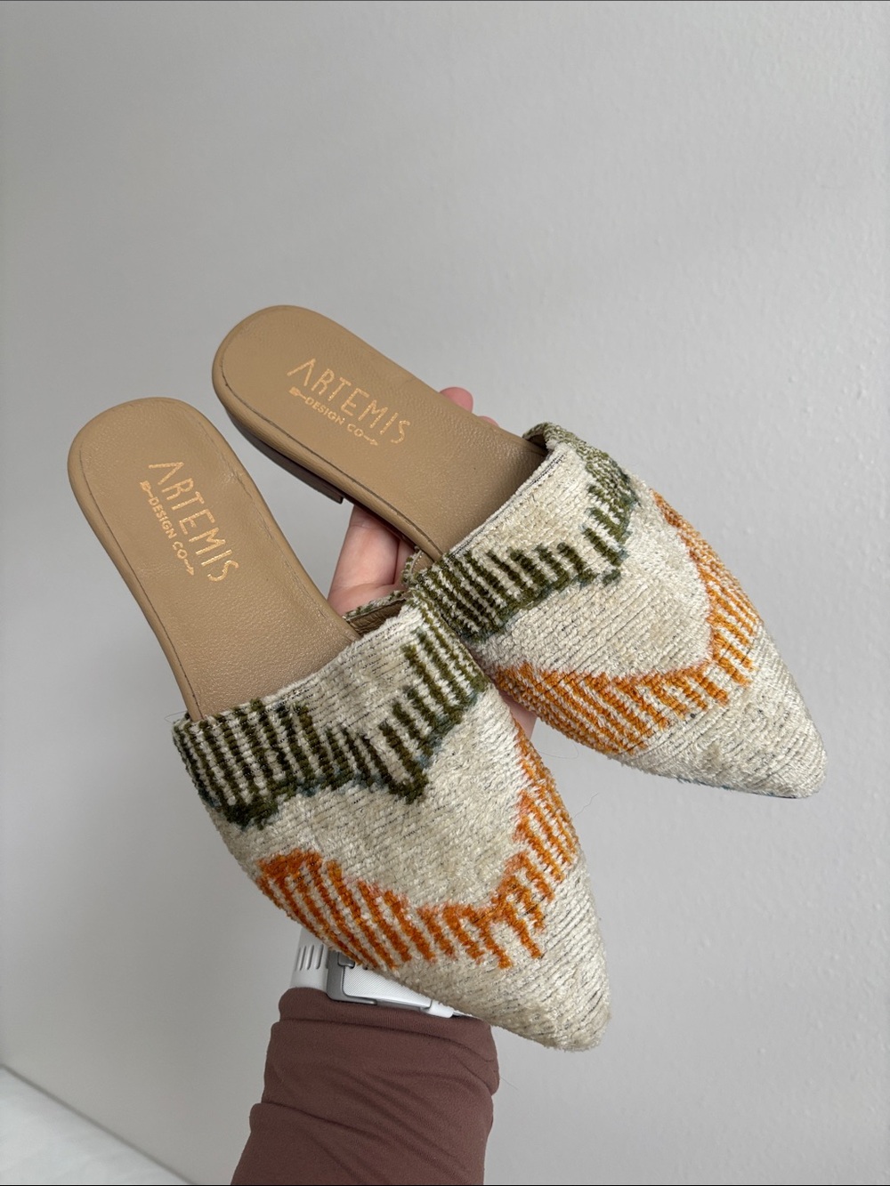 Artemis Design Co. mules unique one-of-a-kind tapestry pattern EUC size EU 37 - Picture 2 of 9